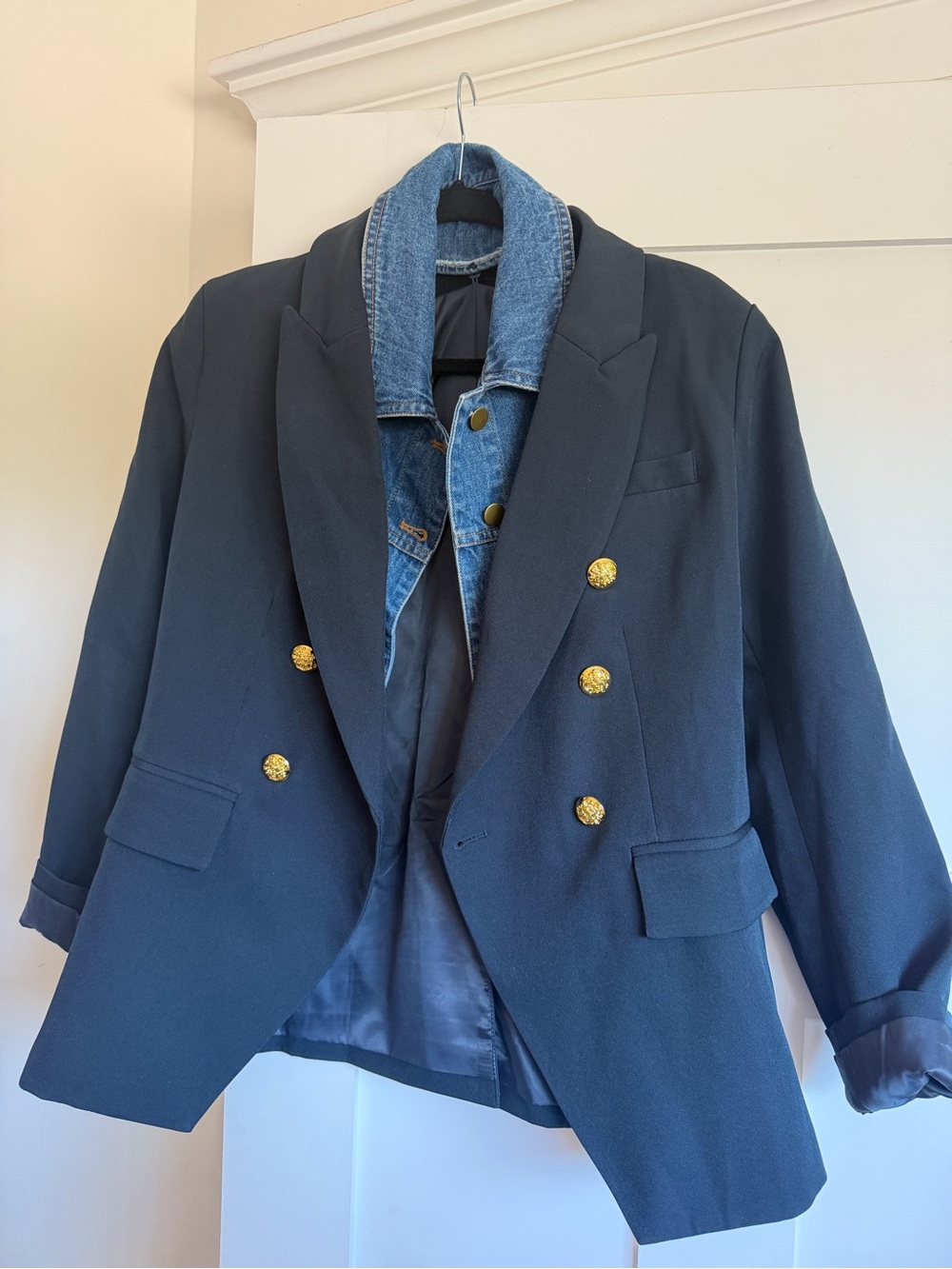 NEW without tags VICI Womens Double-Breasted Navy Blazer with Denim-Look Collar